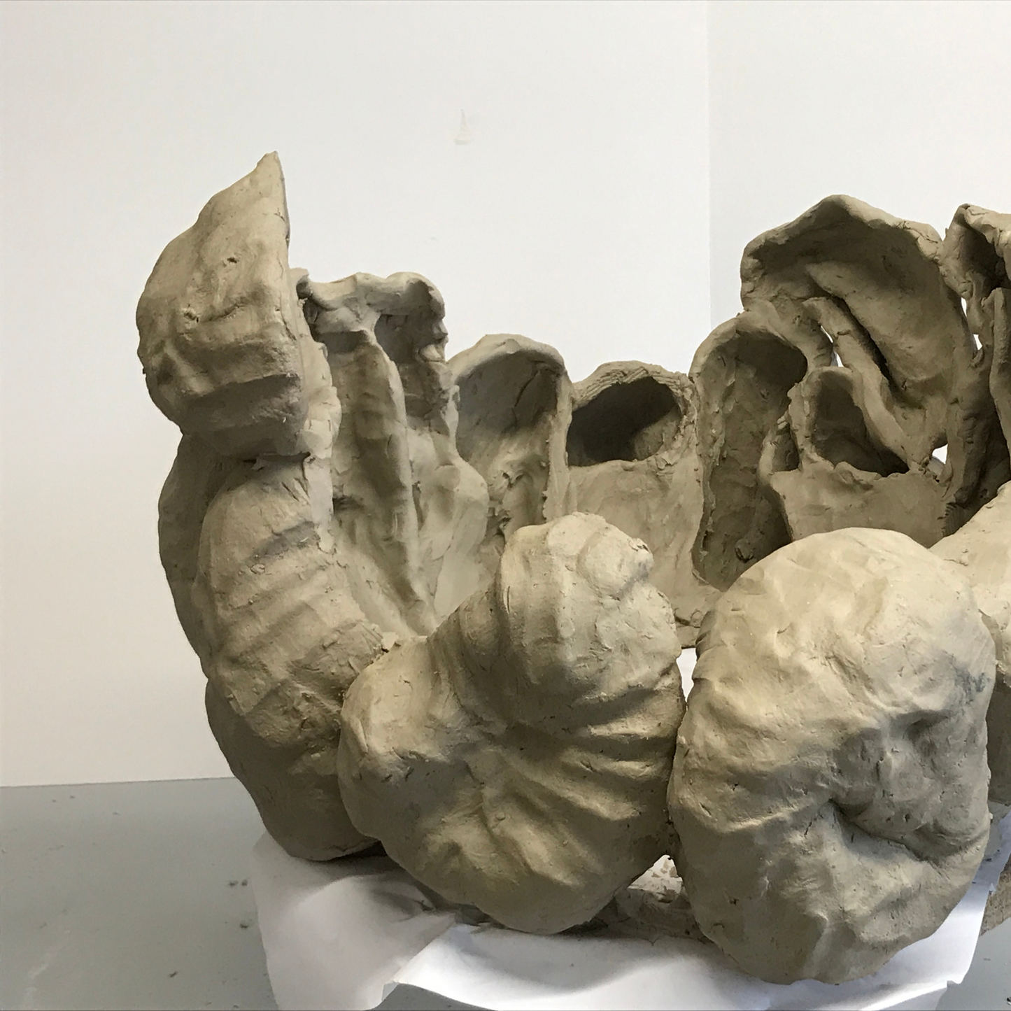 Hitta ditt uttryckssätt – experimentell skulpturkurs med Klara Lord, 14–15 mars