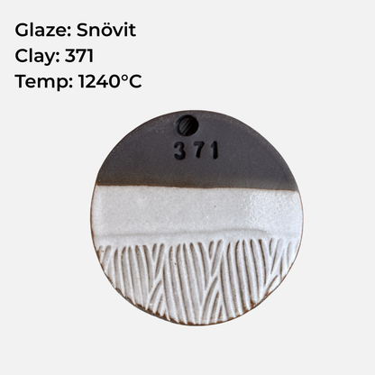 Snövit pulverglasyr, halvblank vit