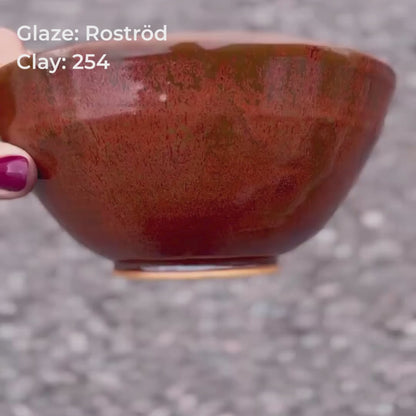 Roströd pulverglasyr, glansig effektglasyr