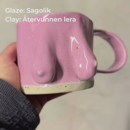 Sagolik penselglasyr, rosa med prickar